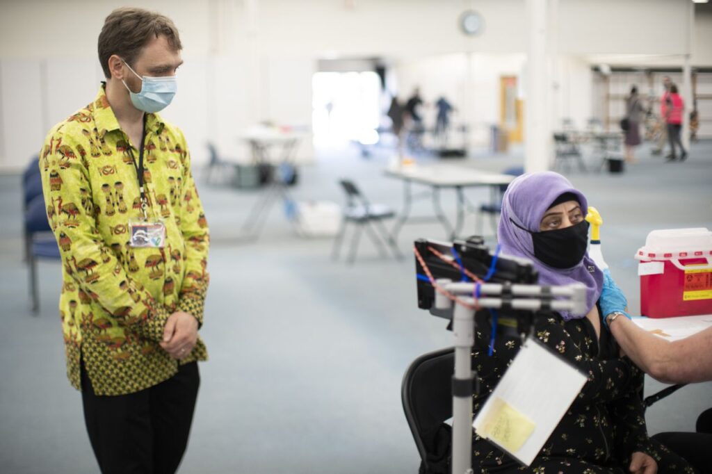 COVID-19 vaccinations free, no health insurance needed: How, where to get in Oregon - oregonlive.com