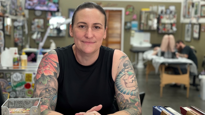 Insurance premiums for tattoo shops leaving businesses facing the prospect of closure - ABC News