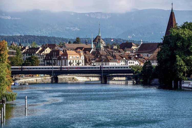 7 Best International Health Insurance Options for Expats in Switzerland
